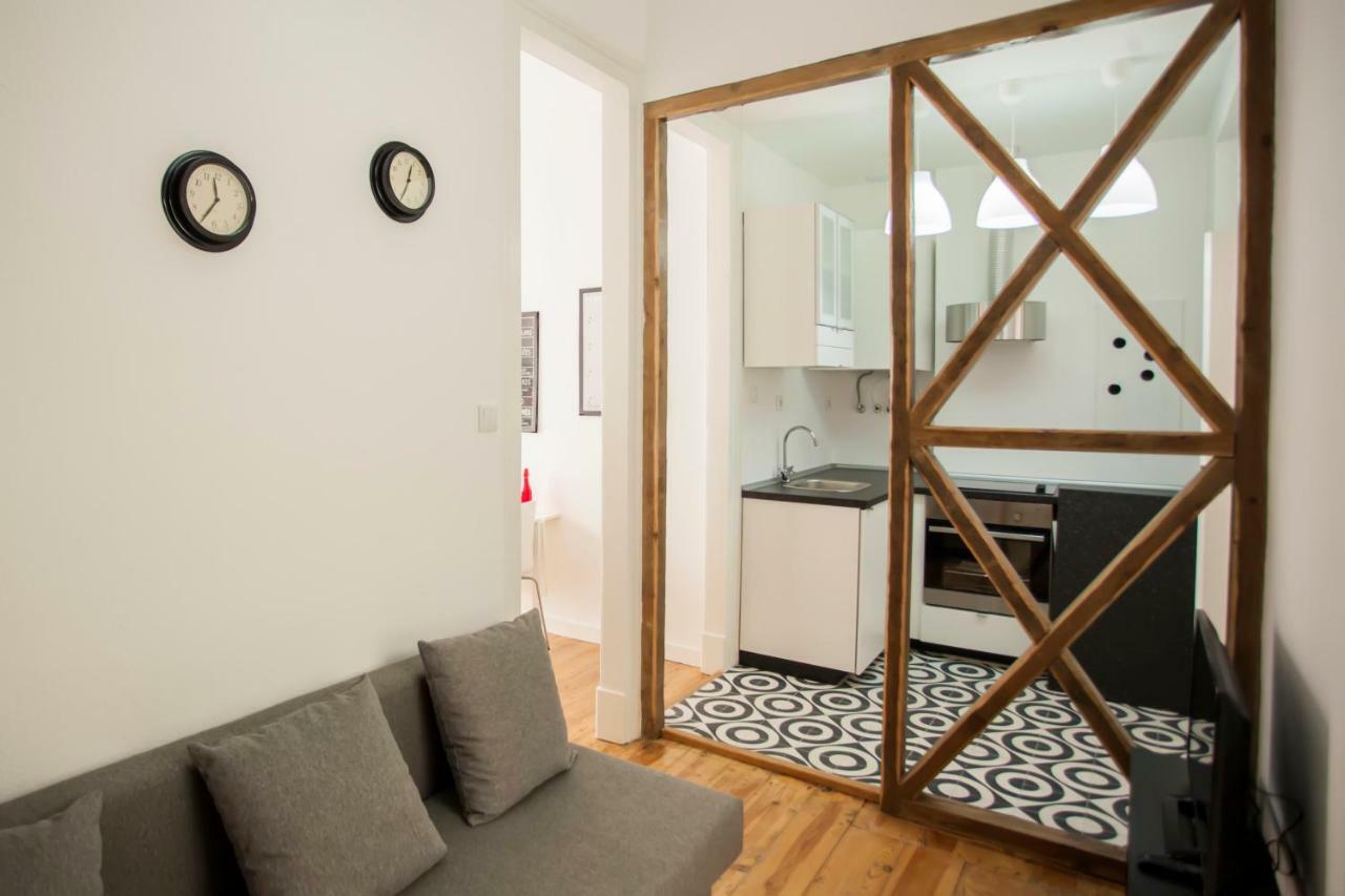 Cool Lisbon Apartment Exterior photo